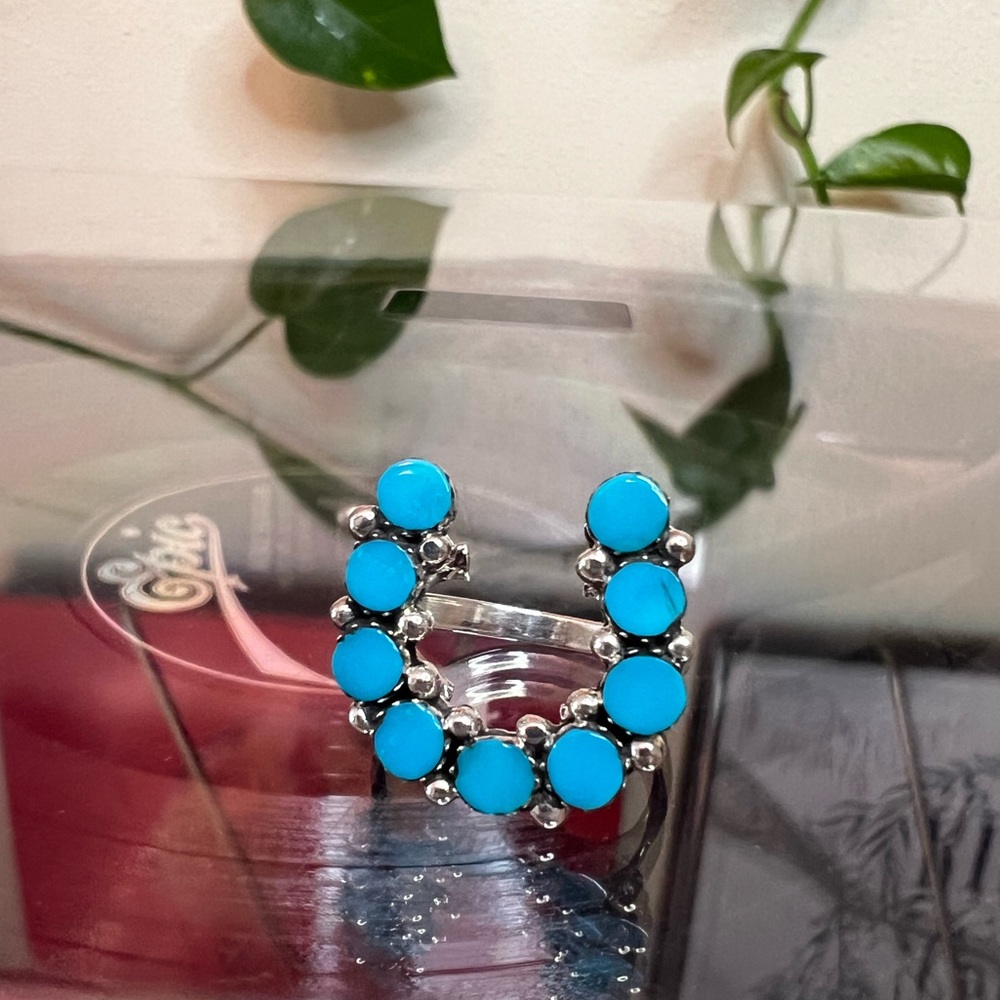 🩵 Turquoise Horseshoe Ring, Sterling Silver, Size 7, New with Original Blue Box - Picture 13 of 15